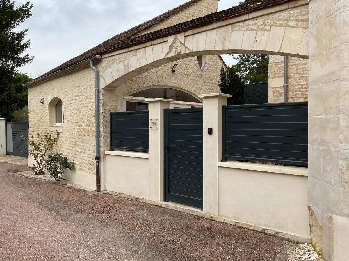Logis Du Faubourg Petite Maison De Charme, Tranquille, Calme Et Lumineuse Val-de-Mercy Exterior foto
